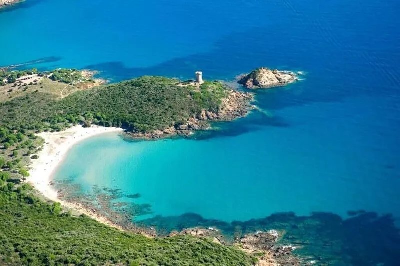 Spacious villa, quiet, near mountain sea, sheets, towels, cleaning included