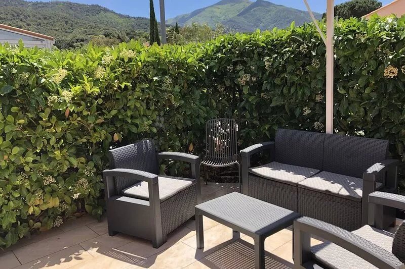 Charming air-conditioned house in Sorède sleeps 4/6, 6 km from Argelès Sur Mer.