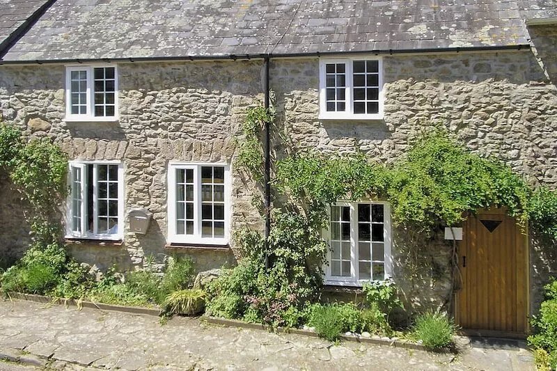 3 bedroom accommodation in Puncknowle, near Bridport