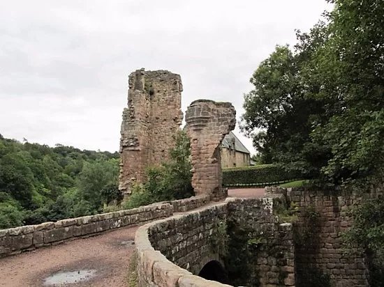 Rosslyn Castle