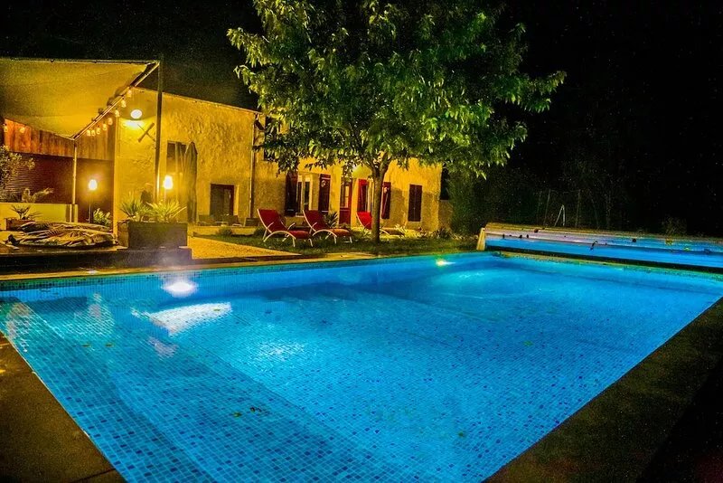 Exceptional longhouse with pool and spa in the heart of the Loire Valley Castles