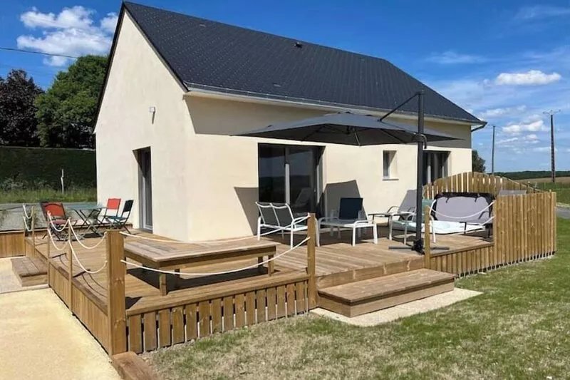 2-bedroom house for 4 people with jacuzzi