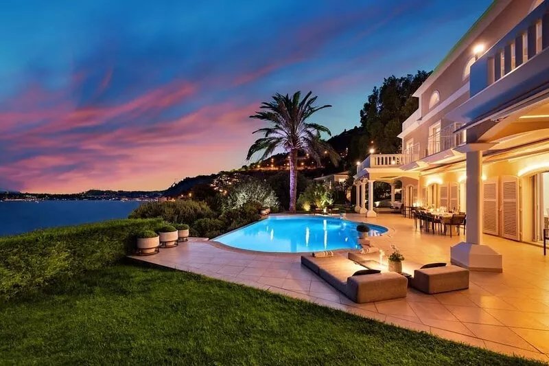 Villa Monaco - 5* Exclusive Living | With your own personal butler