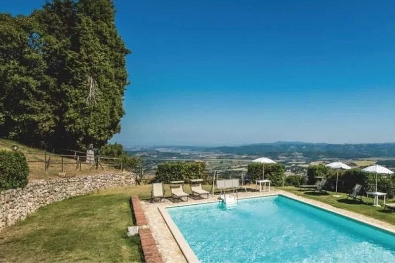 Farmhouse up to 21 guests in panoramic position