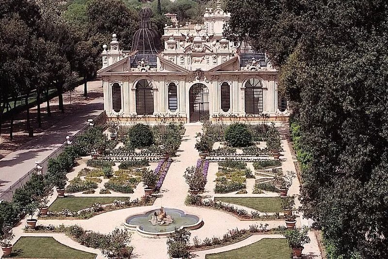 Elegant house in the center of Rome-Parioli a stone's throw from Via Veneto