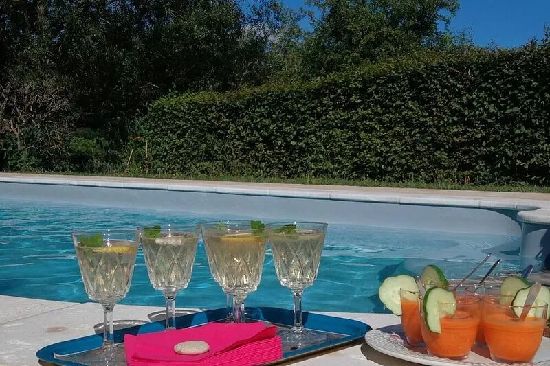 Vacation apartment "Grenier" in a former farmhouse with pool