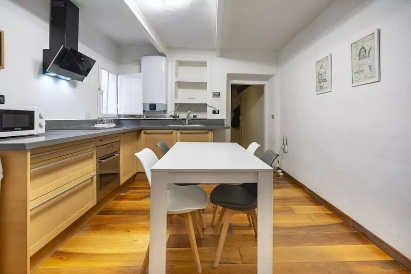 Ginori C - Three Bedroom Apartment, Sleeps 6
