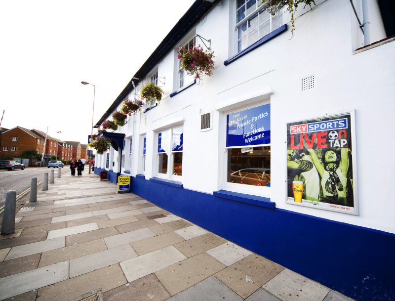 The Globe Inn