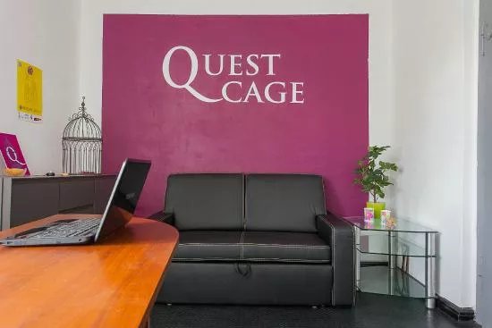 Quest Cage