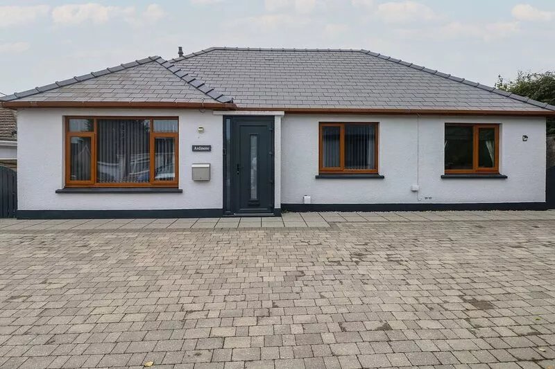 THE ANNEXE, pet friendly, with a garden in Kilgetty