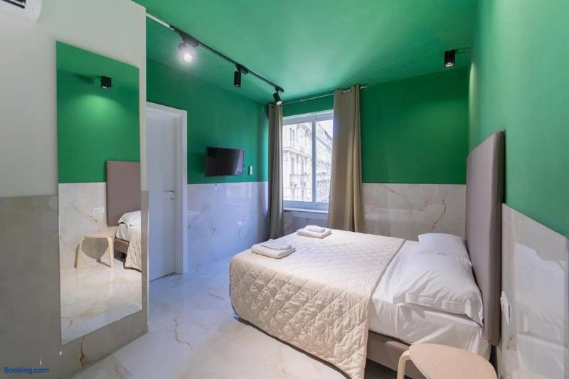 P.C. Boutique H. Vesuvius, Napoli Centro, by ClaPa Group