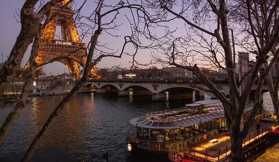 Ducasse sur Seine