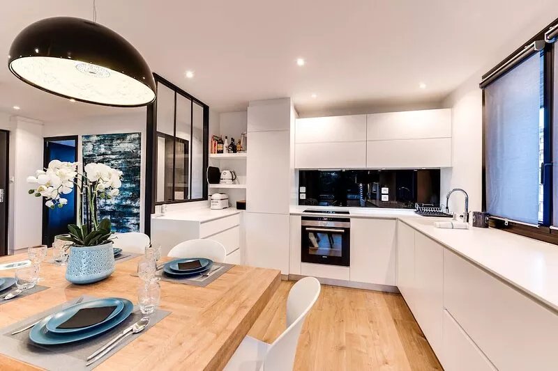 Les Sorbiers - Apartment 2 bedrooms top floor - parking & terrace