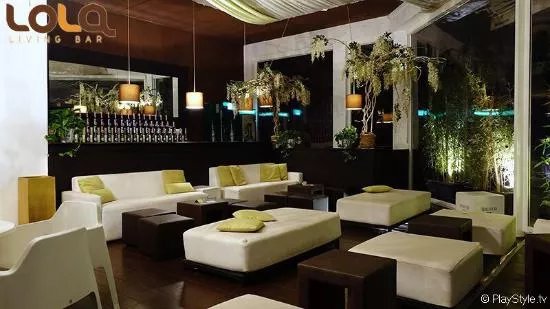 Lola Living Bar
