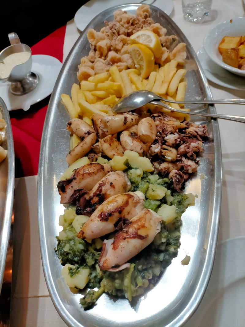 Gostilna S Prenocisci Pav