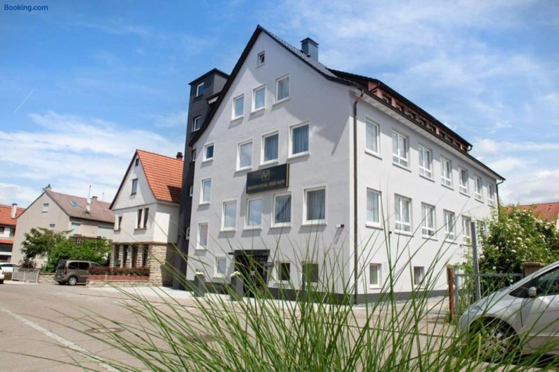 V Business Living Apartment