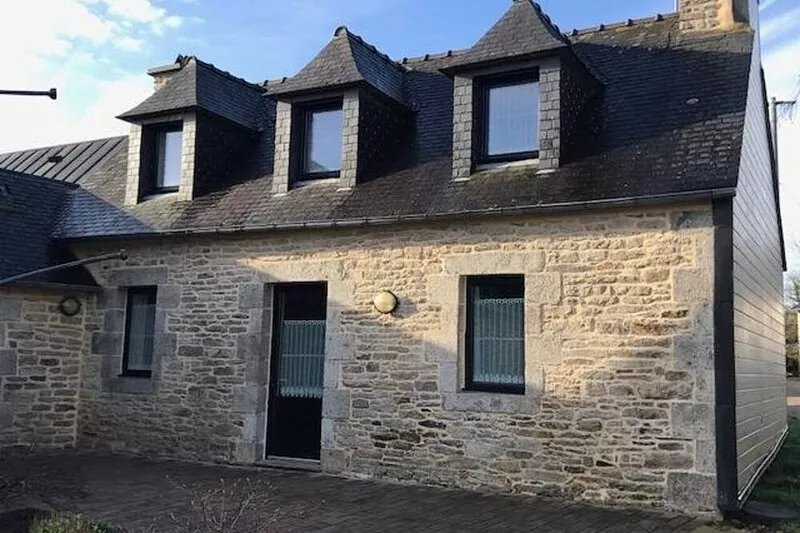 Character house for 4 people