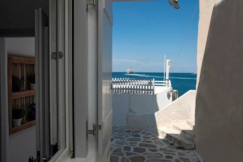 Portes View House Traditional Apartment in old town