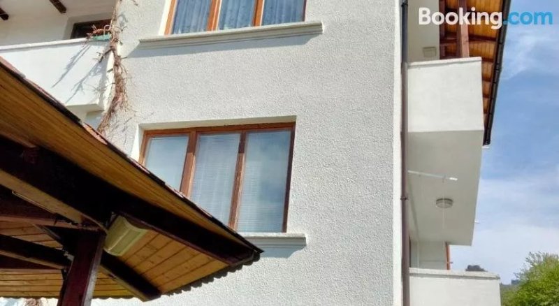 Albena Guest Rooms