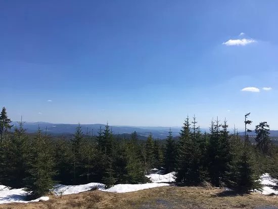 Vyhlidka na Cerne hore u Pramenu Vltavy