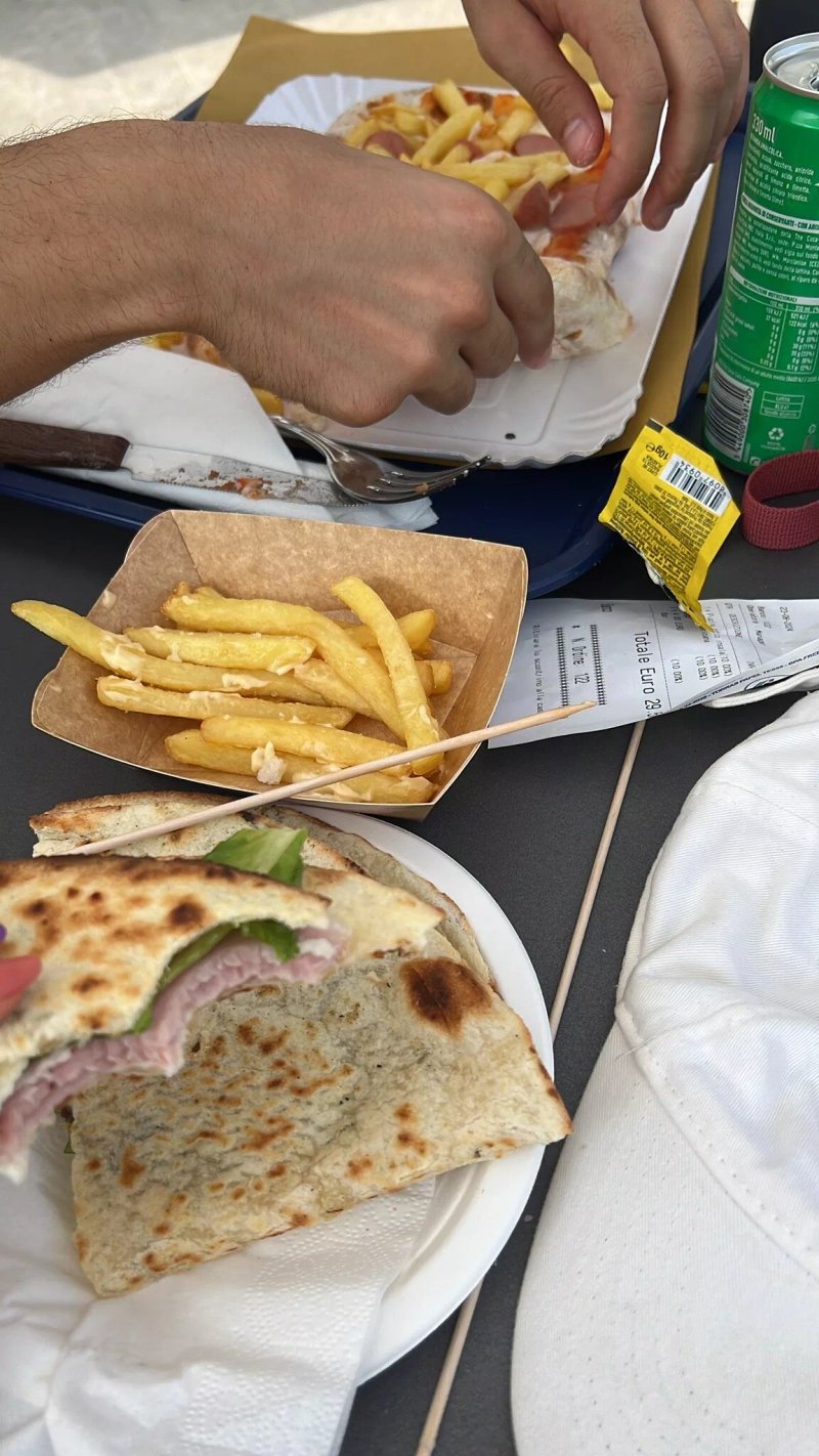 Bogn Sunset Drink And Food