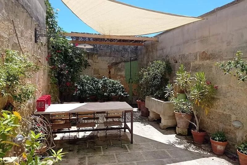 Dimora del Vento - Typical Salento house with private garden courtyard and