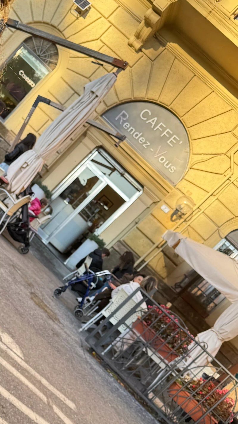 Caffe Rendez Vous