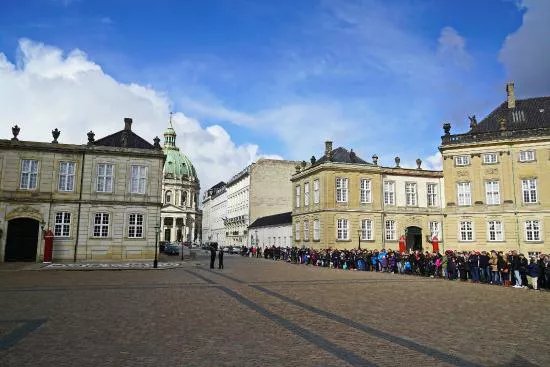 Changing of her Majesty's guard at Amalienborg Castle