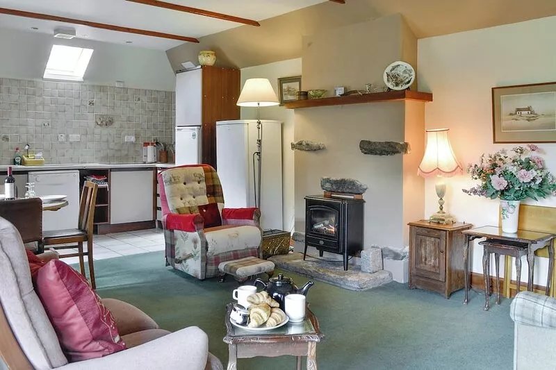 Rowan Tree Cottage - S4216
