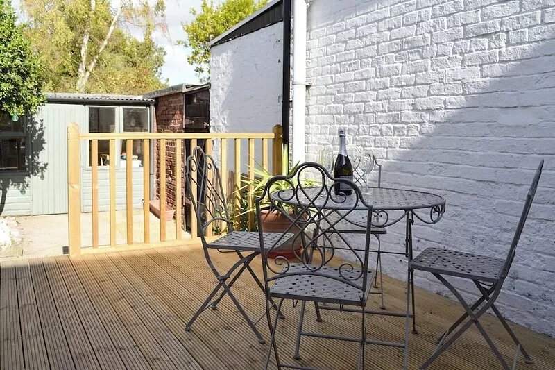 2 bedroom accommodation in Sigglesthorne, near Hornsea