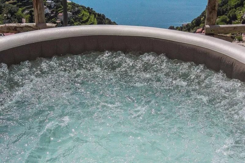 Villa Salice with private hot tub and solarium