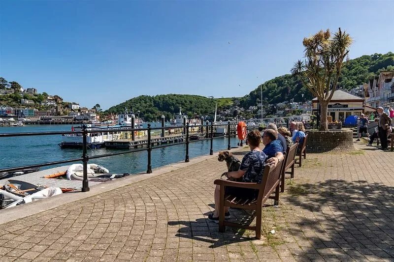Charming Cottage in the heart of historic Dartmouth