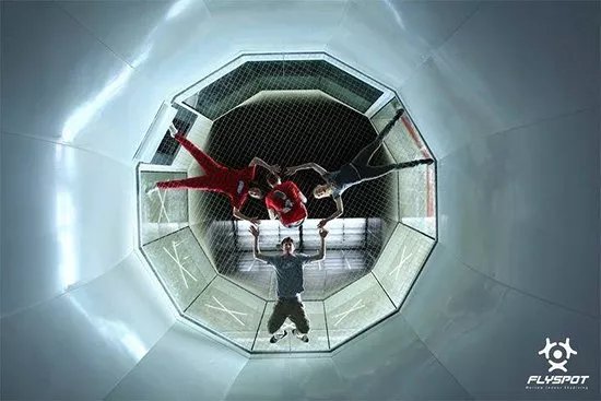 Flyspot - Warsaw Indoor Skydiving