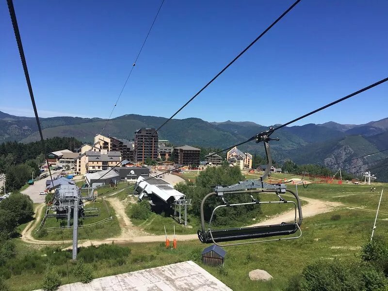 Appt T4 8 pers, 84m2 in calm chalet near the slopes, Ax 3 Domaines Bonascre