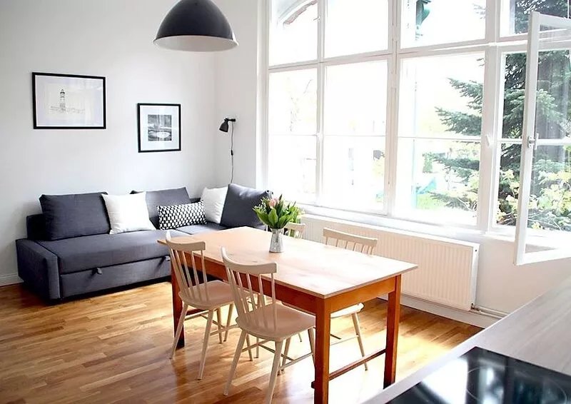 Family-friendly 2-room apartment with bath, living room and open kitchen