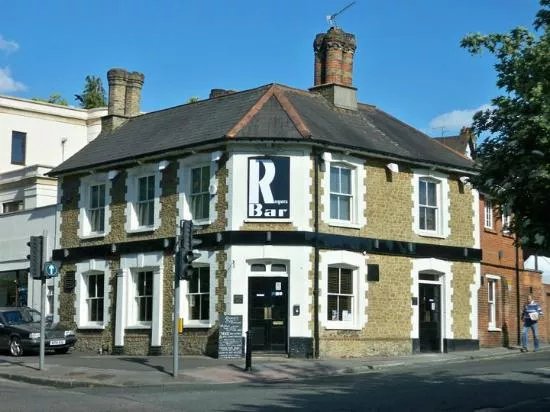 Rogues Bar
