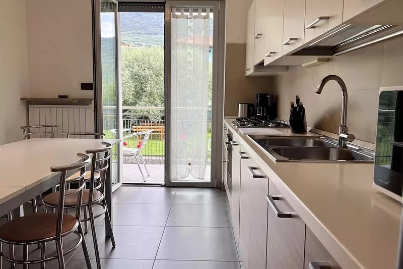 Vacation apartment Riva del Garda - 3 bedrooms, garden, parking, W-Lan