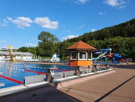 Sport- und Freizeitbad Hammergrund
