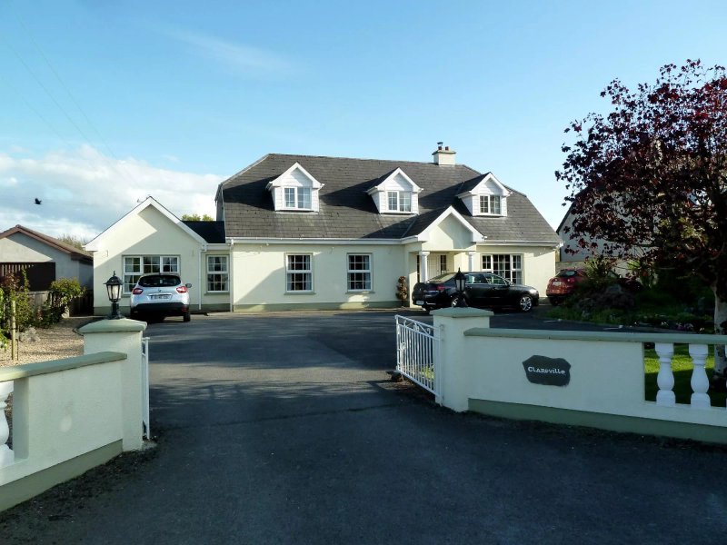 Clareville Bed and Breakfast