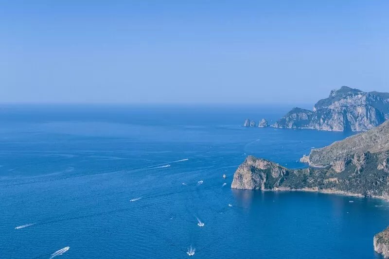 AMORE RENTALS - Villa Ambra with Jacuzzi, Garden and Sea View