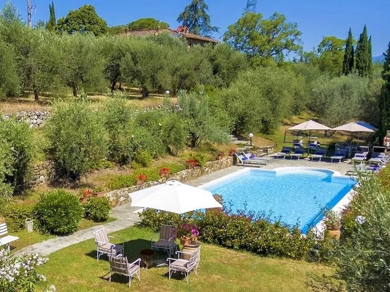 Benvenuti, Private Pool, Home Cinema, Walk restaurant. Chef option.