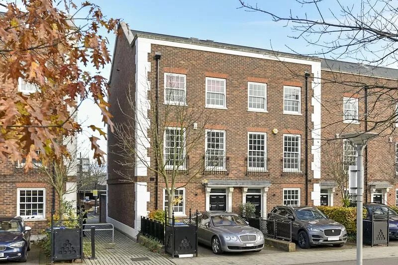 Townhouse Overlooking Park Borough Of Greenwich.. near Elizabeth Line Station