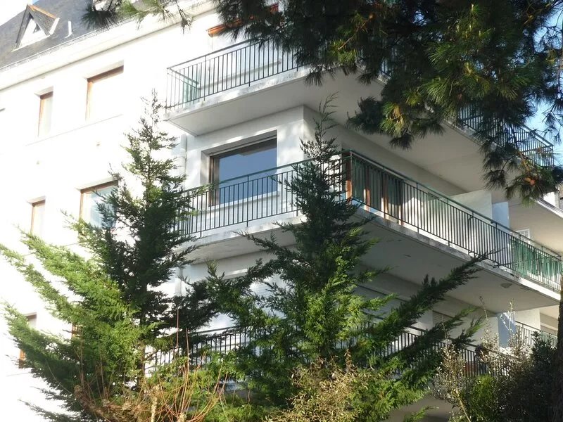 Beautiful modern bright renovated apartment of 66 m2