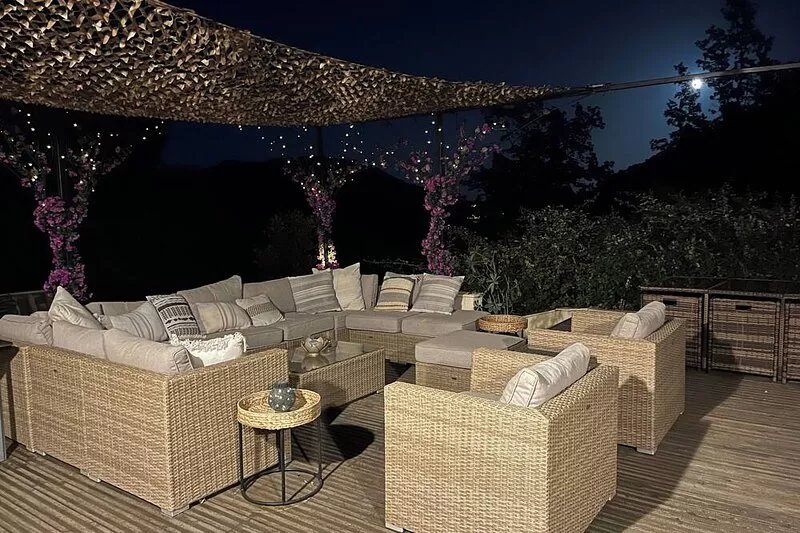 Beautiful period villa with pool and modern amenities. 10 mins walk from village