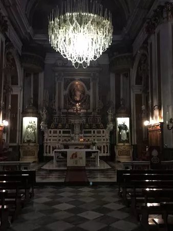 Arciconfraternita Maria Ss Del Rosario