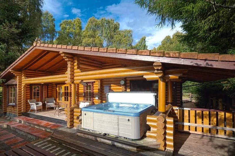 Beaver Creek Lodge -  a lodge that sleeps 8 guests  in 3 bedrooms