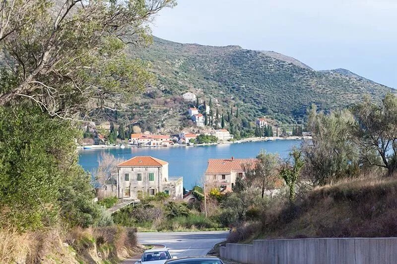 Maar deLuxe, magnificent sea view, Mali Zaton bay next to Dubrovnik, garage