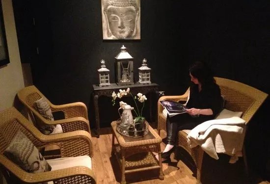 Joshua Tree Aveda Lifestyle Salon & Spa
