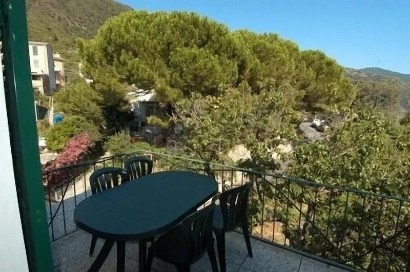 In Corniglia with balcony, Jacuzzi, free wi fi