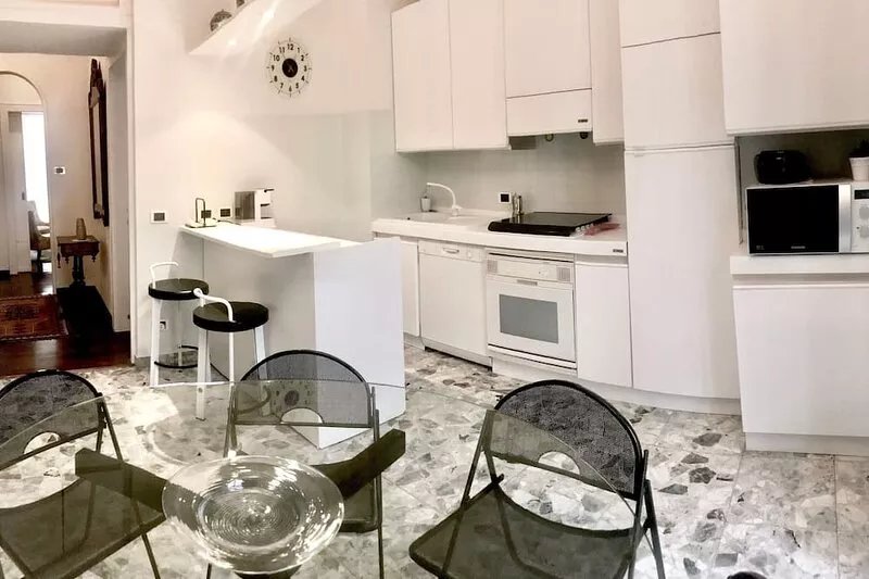 Da Vinci Verona, elegant apartment in Borgo Trento, 120 m², parking space
